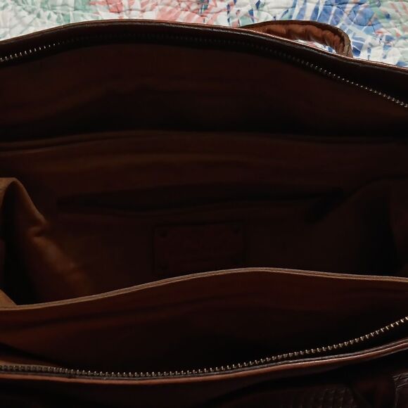 Patricia Nash - Picture 7 of 10